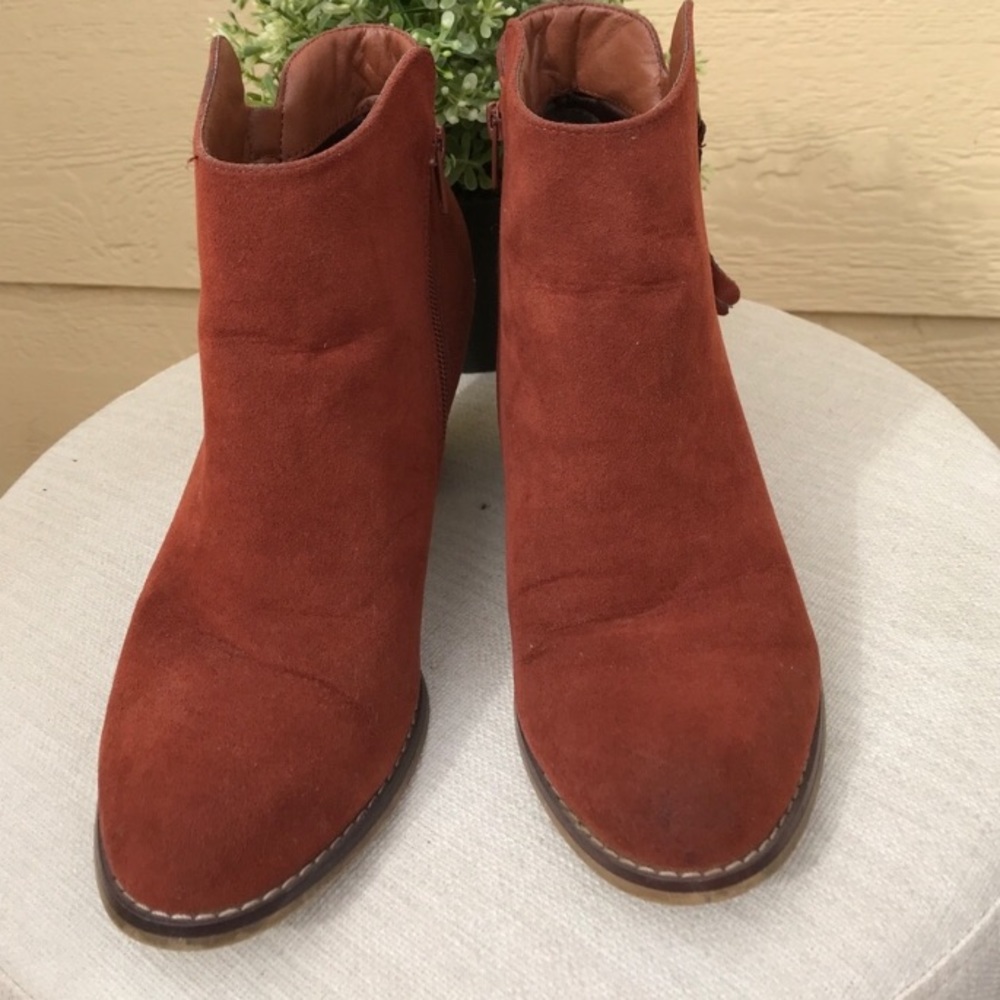 Booties - Picture 3 of 7